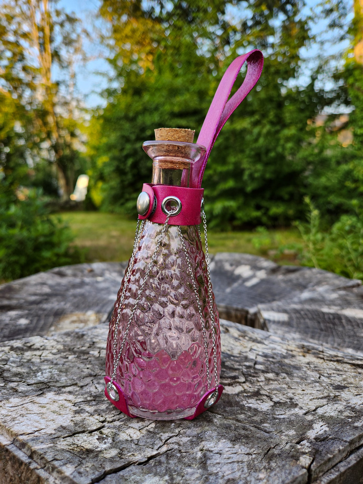 Rosethorn Elixir Vessel – Silver Chain Edition