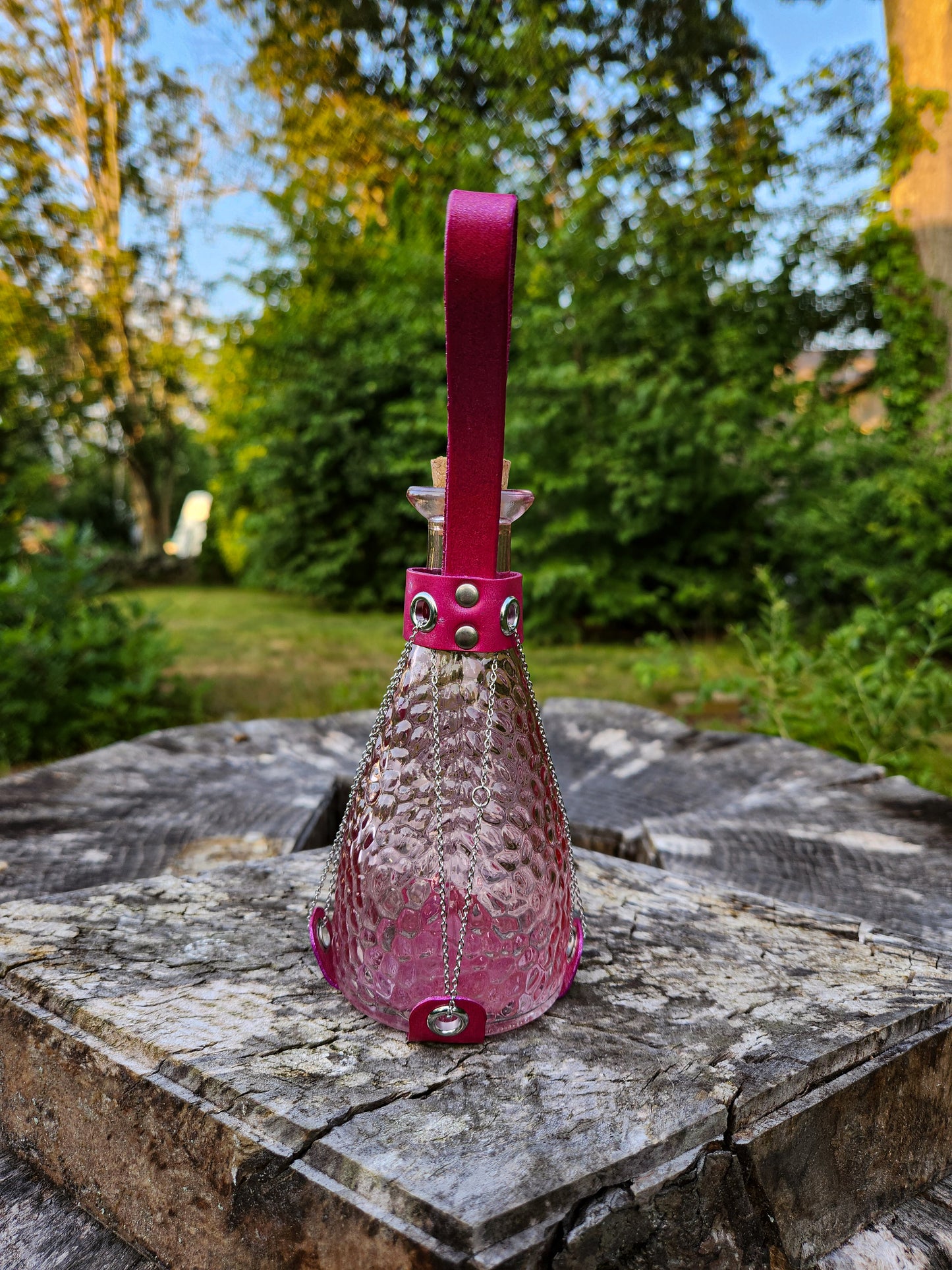 Rosethorn Elixir Vessel – Silver Chain Edition