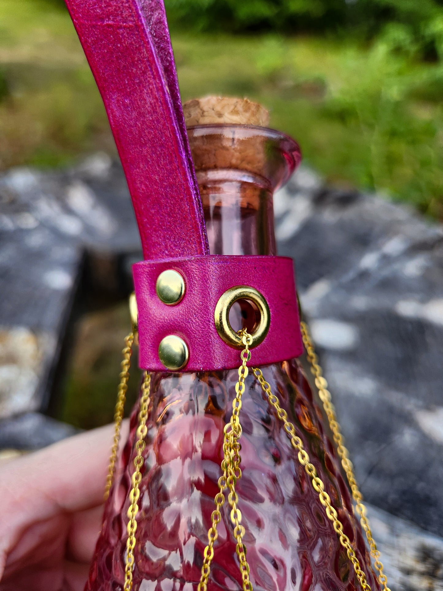 Rosethorn Elixir Vessel – Gold Chain Edition