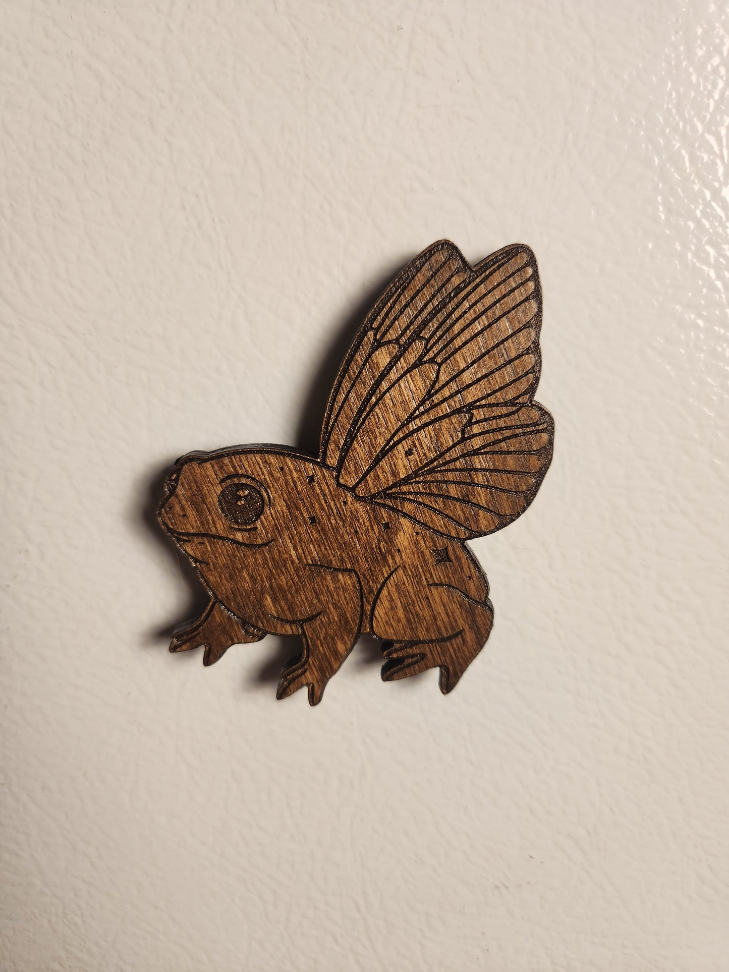 Flying Frog Magnet - Birch Plywood