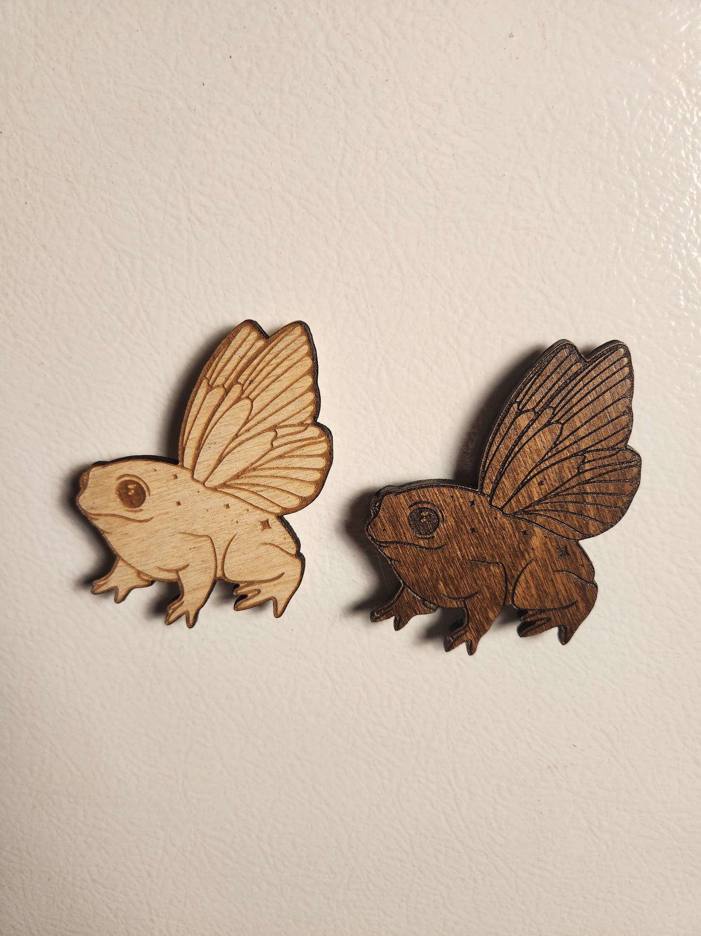 Flying Frog Magnet - Birch Plywood