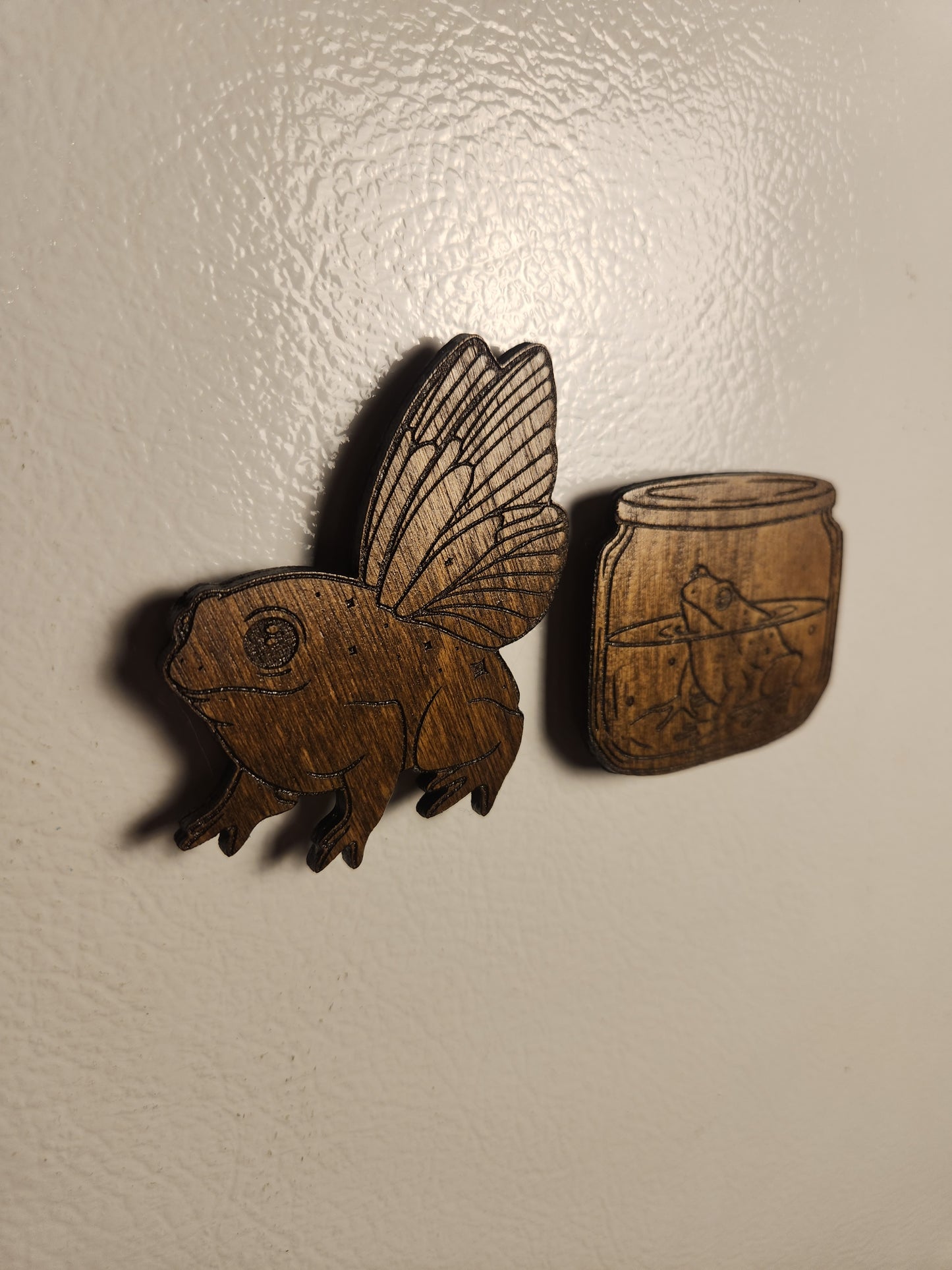 Flying Frog Magnet - Birch Plywood